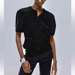H&M nwt black velvet velour peplum short sleeve V button front cardigan blouse